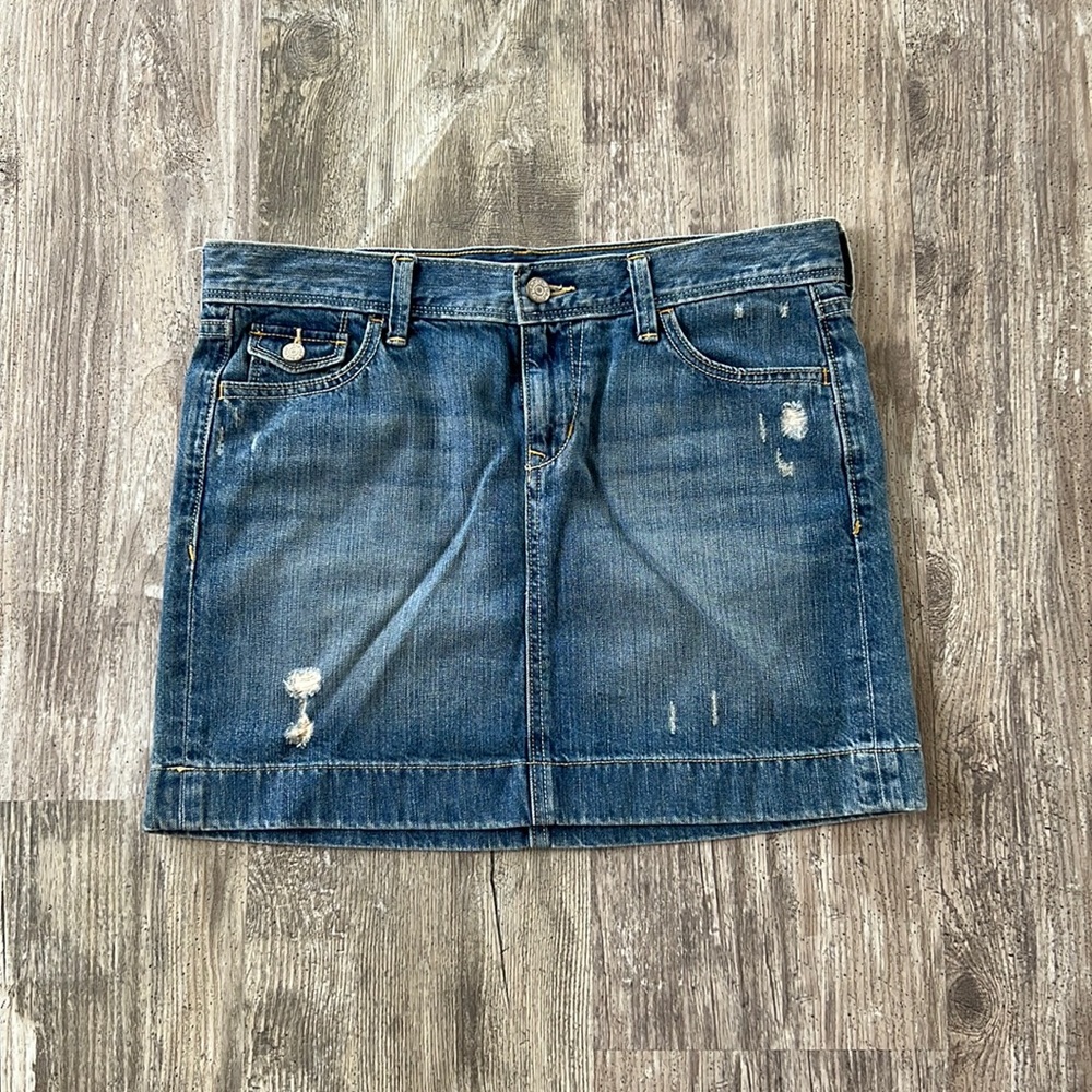Old navy mini jean skirt size 6